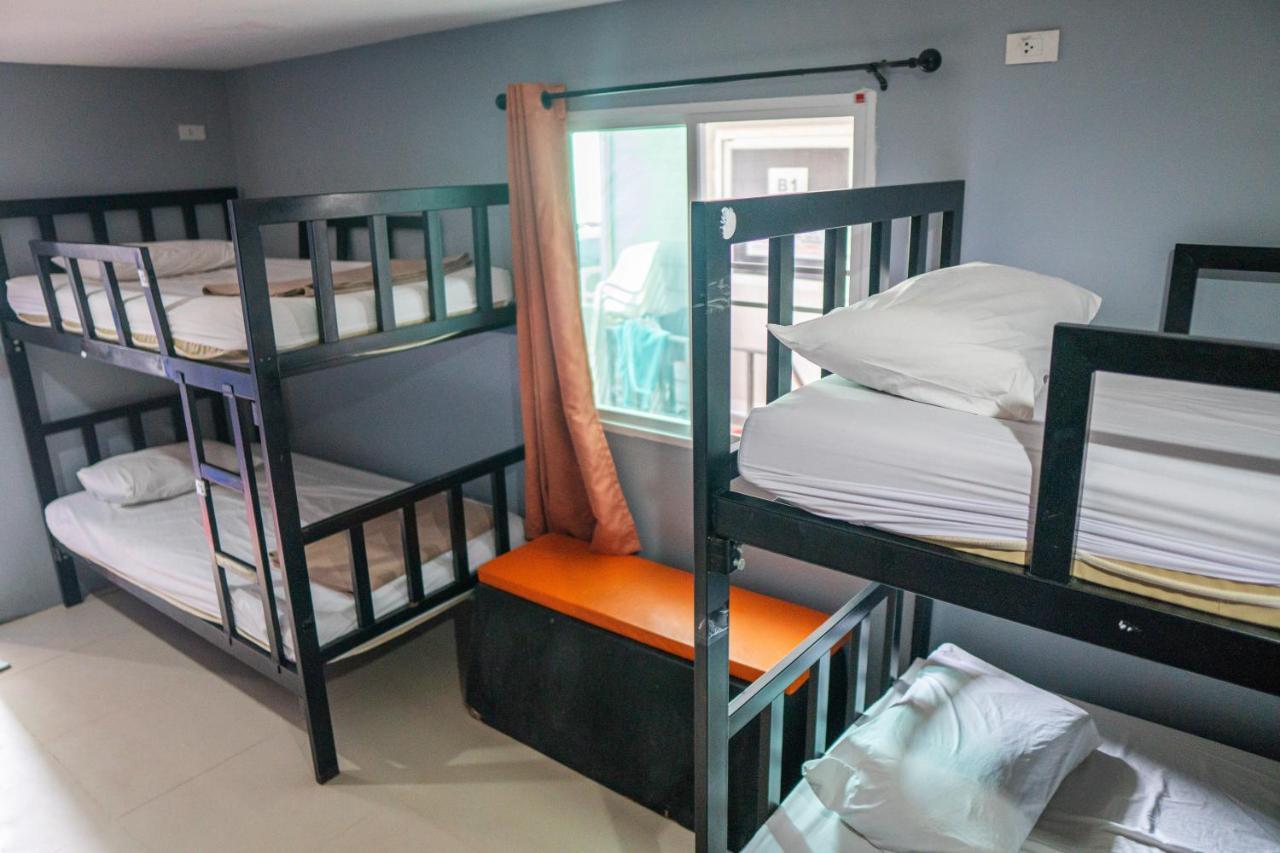 Blanco Beach Bar Hostel 피피섬 외부 사진